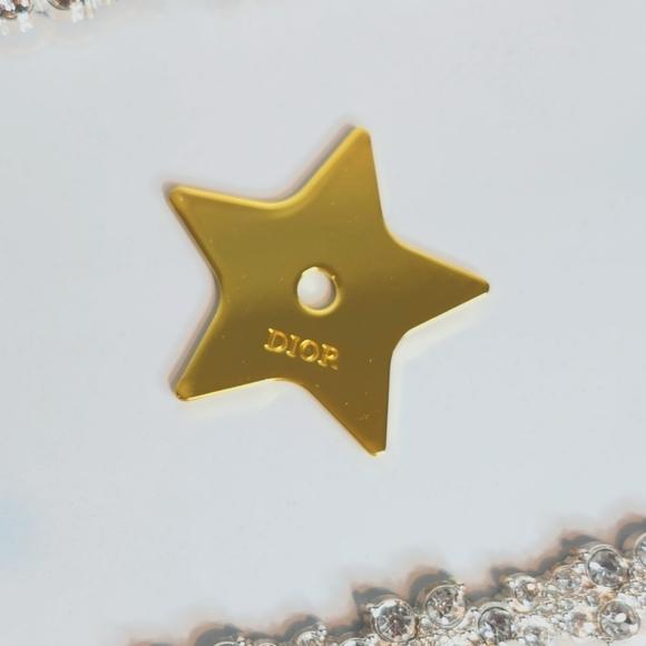 DIOR Holiday STAR decoration gold tone Excellent condition - Picture 4 of 5